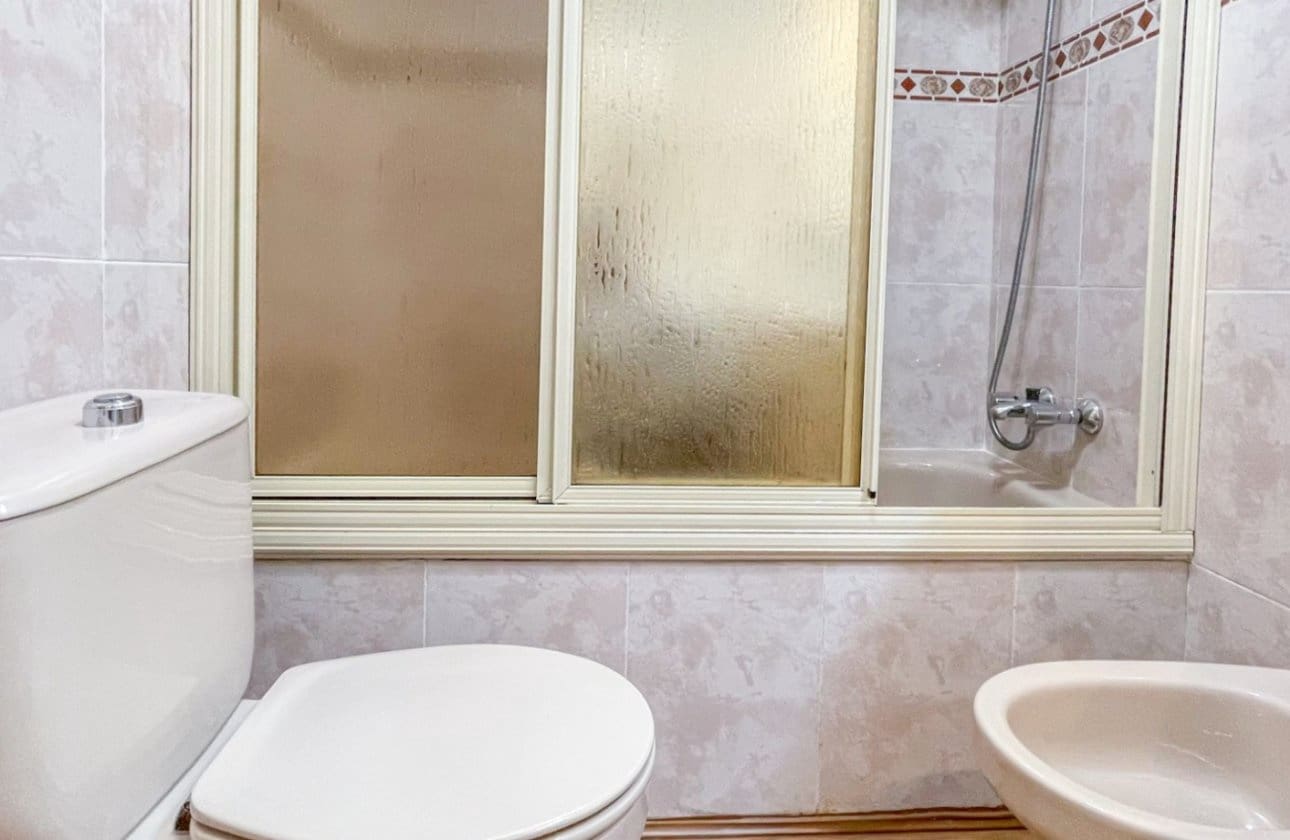 3 Zimmer Strandapartment zu verkaufen in Torrevieja - 259.900 € (Ref: 9927903)