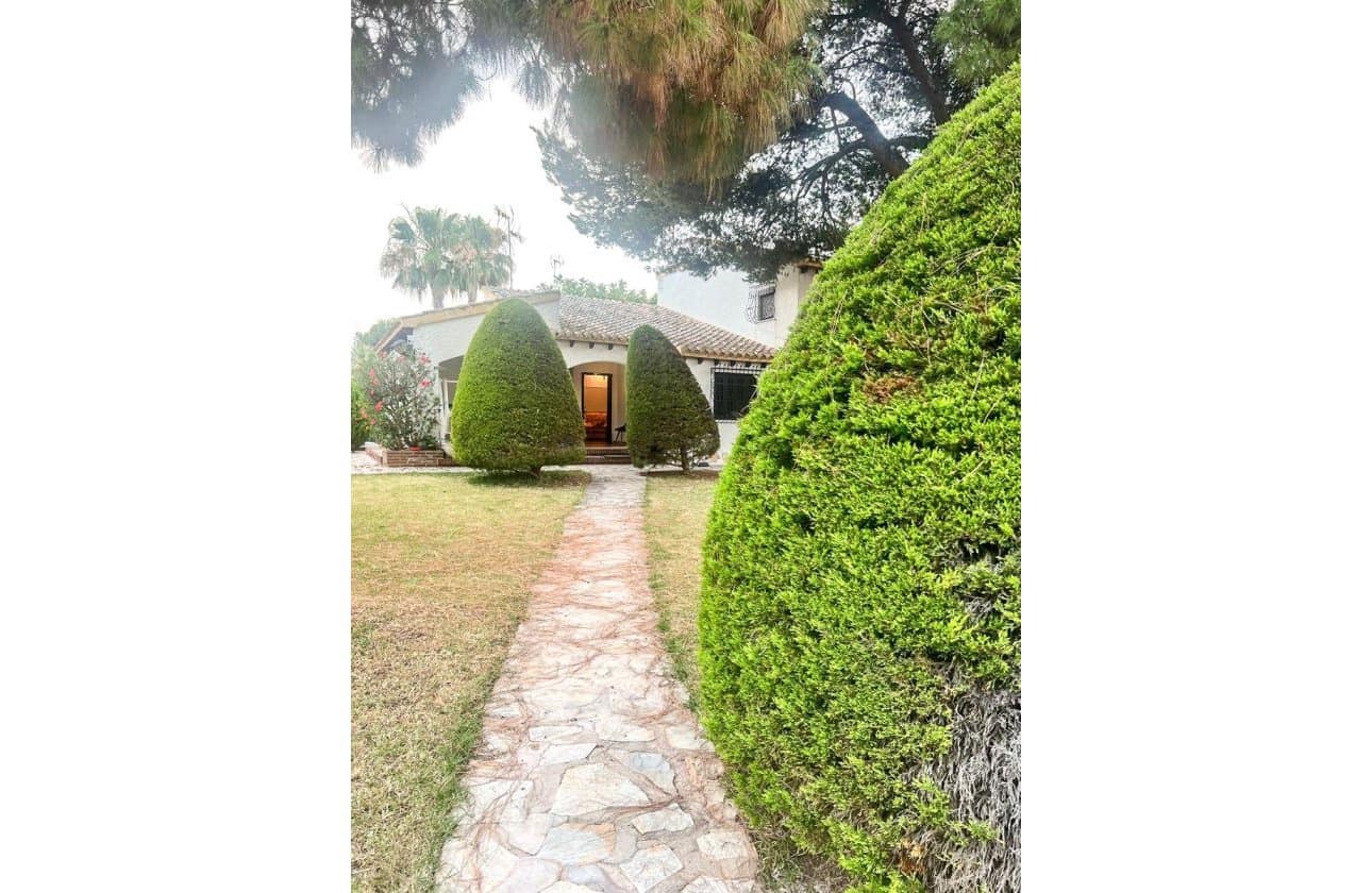 4 camera da letto Villa in vendita in Orihuela Costa con piscina - 824.000 € (Rif: 9927904)