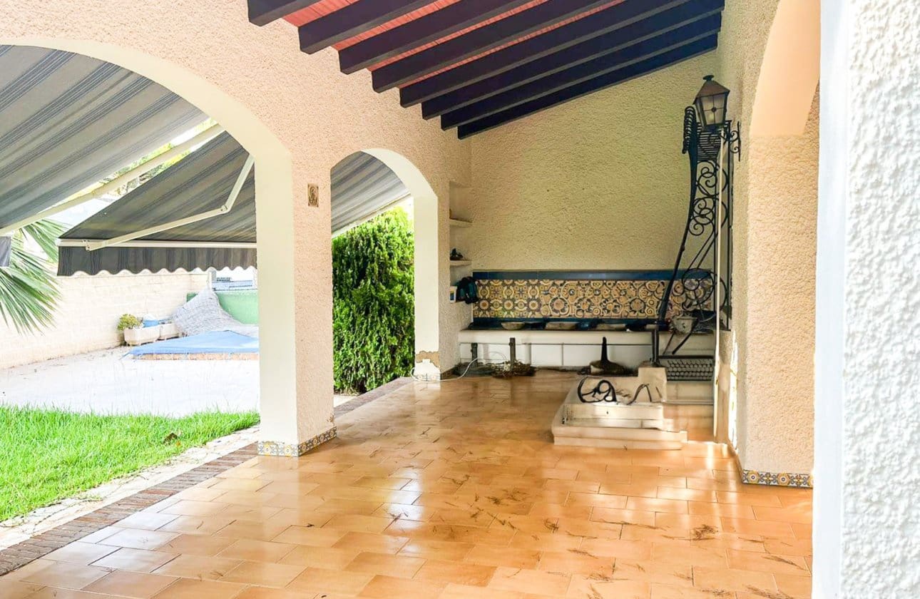 4 camera da letto Villa in vendita in Orihuela Costa con piscina - 824.000 € (Rif: 9927904)