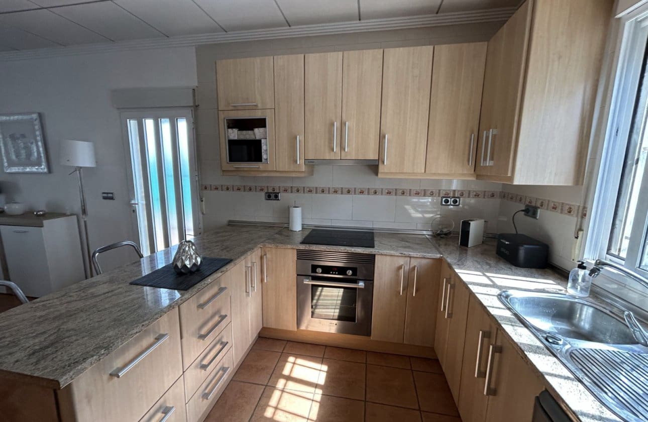 2 makuuhuone Huvila myytävänä paikassa Los Urrutias mukana uima-altaan - 209 000 € (Ref: 9934997)