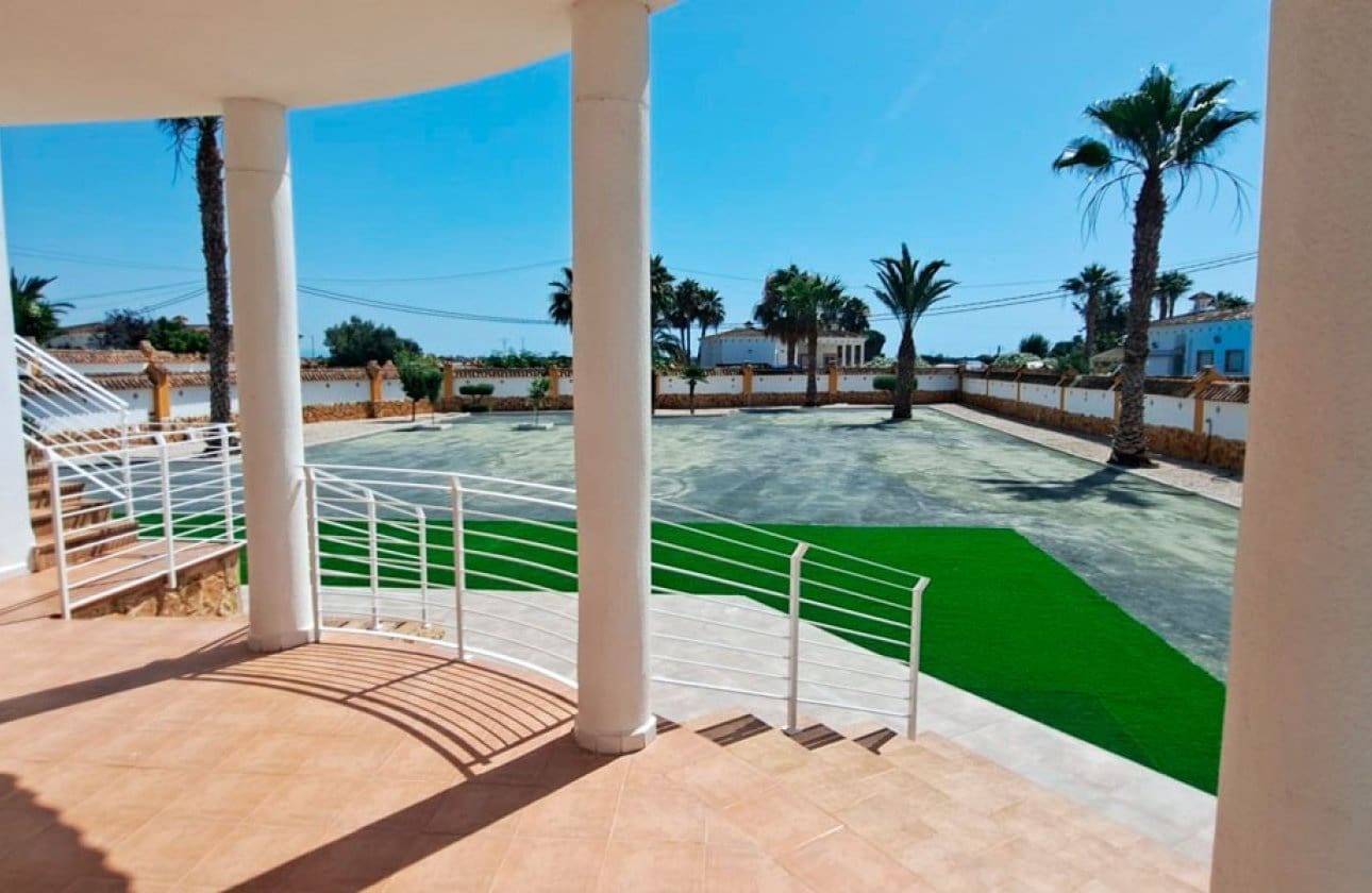 Chalet de 3 habitaciones en Catral en venta - 410.000 € (Ref: 9934998)