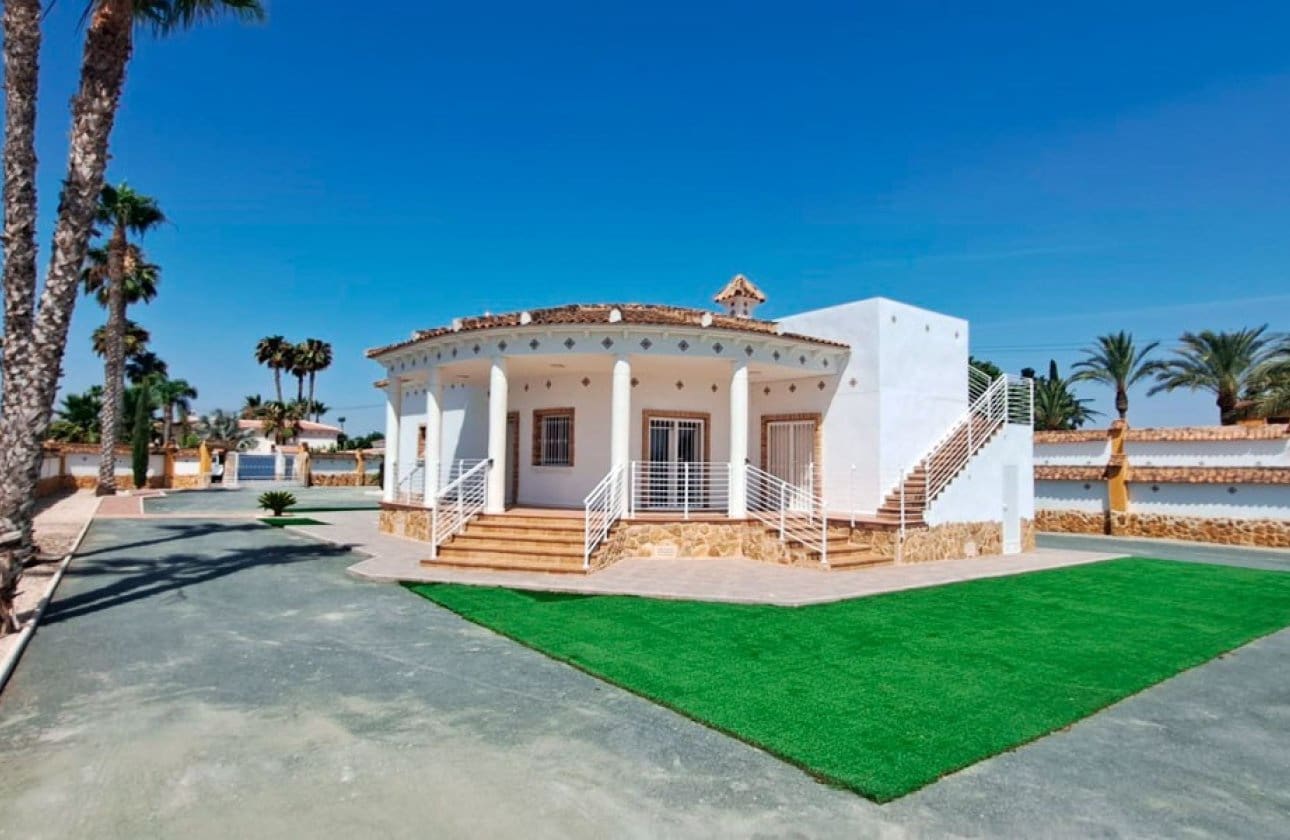 Chalet de 3 habitaciones en Catral en venta - 410.000 € (Ref: 9934998)