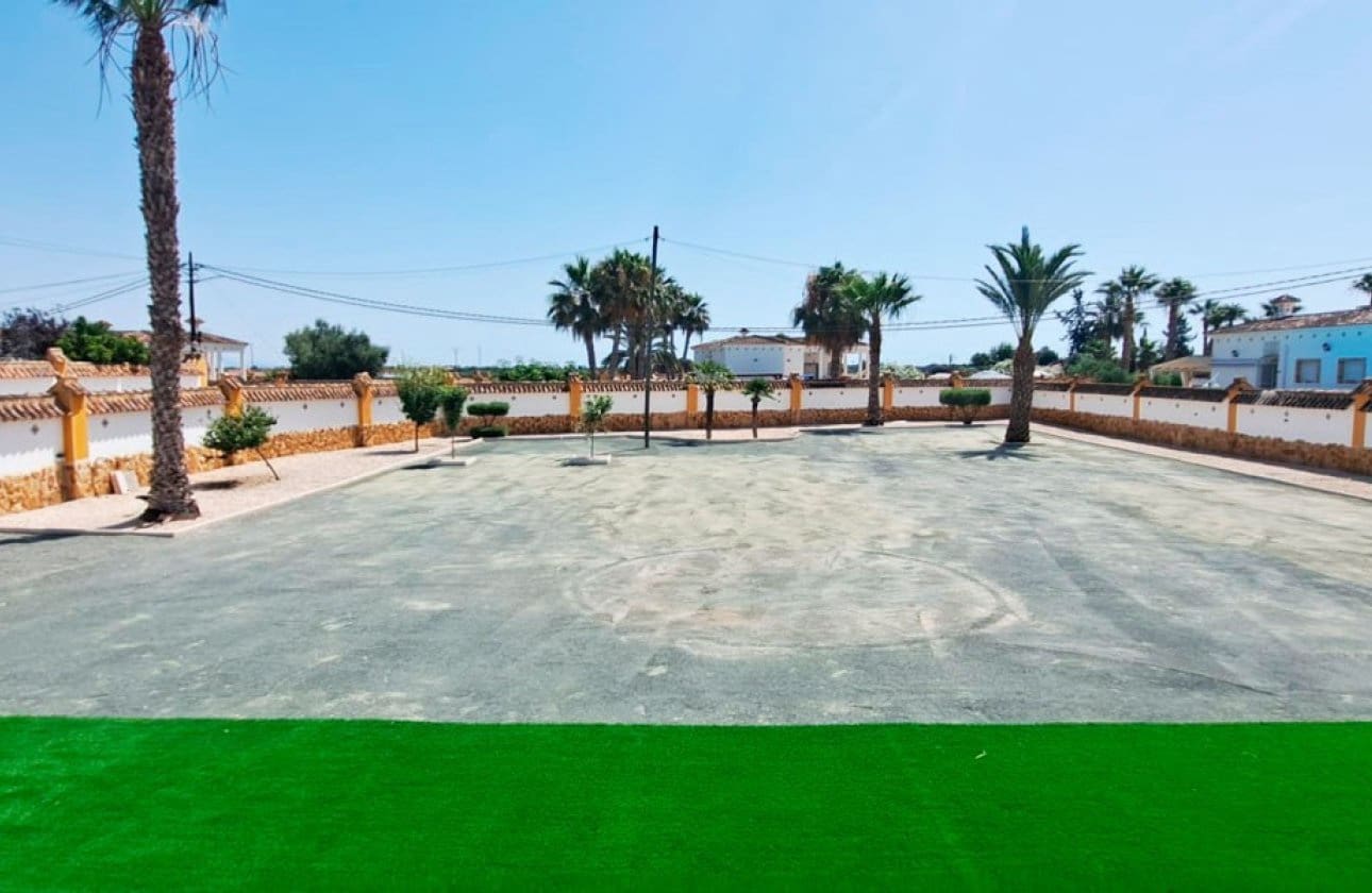 Chalet de 3 habitaciones en Catral en venta - 410.000 € (Ref: 9934998)