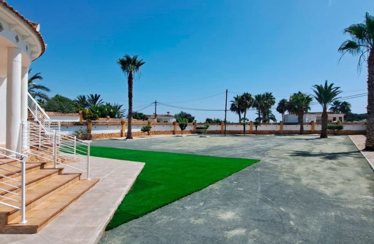 Chalet de 3 habitaciones en Catral en venta - 410.000 € (Ref: 9934998)