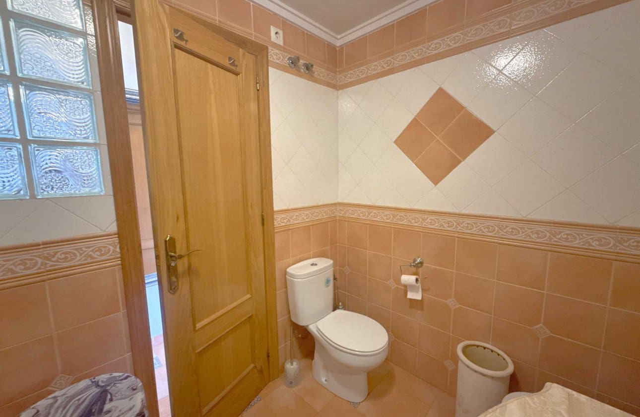 2 makuuhuone Kattohuoneisto myytävänä paikassa Playa Flamenca mukana uima-altaan - 199 950 € (Ref: 9934999)