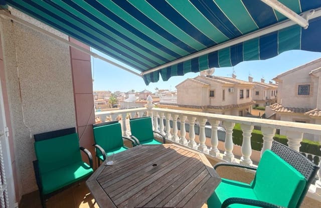 2 makuuhuone Kattohuoneisto myytävänä paikassa Playa Flamenca, Orihuela mukana uima-altaan - 199 950 € (Ref: 9934999)