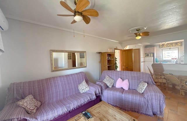 2 makuuhuone Kattohuoneisto myytävänä paikassa Playa Flamenca, Orihuela mukana uima-altaan - 199 950 € (Ref: 9934999)