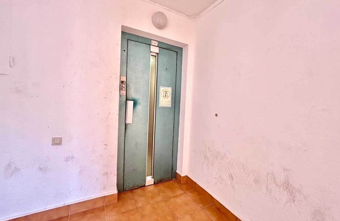 1 chambre Appartement de Plage à vendre à Torrevieja - 164 900 € (Ref: 9935000)