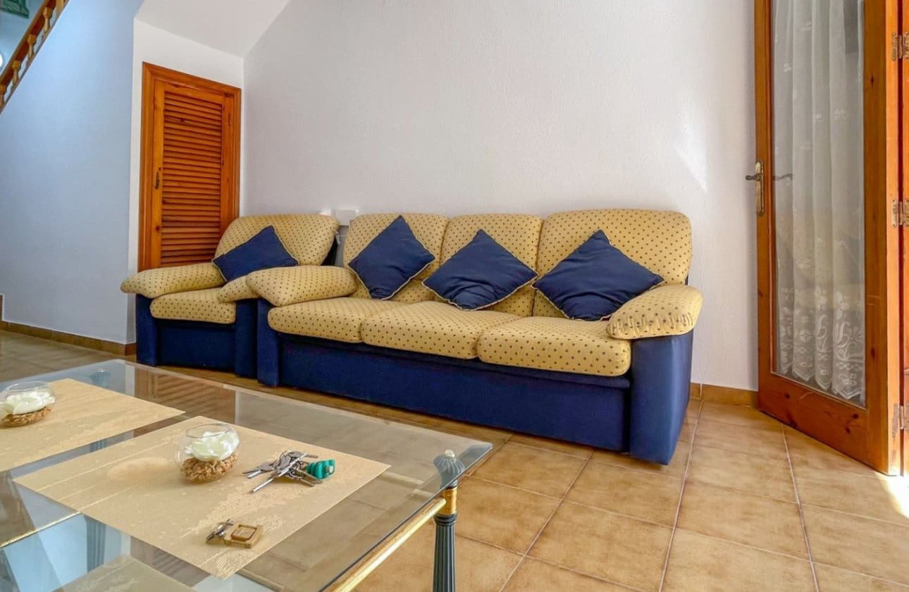 3 soveværelse Byhus til salg i Playa Flamenca - € 289.000 (Ref: 9941267)
