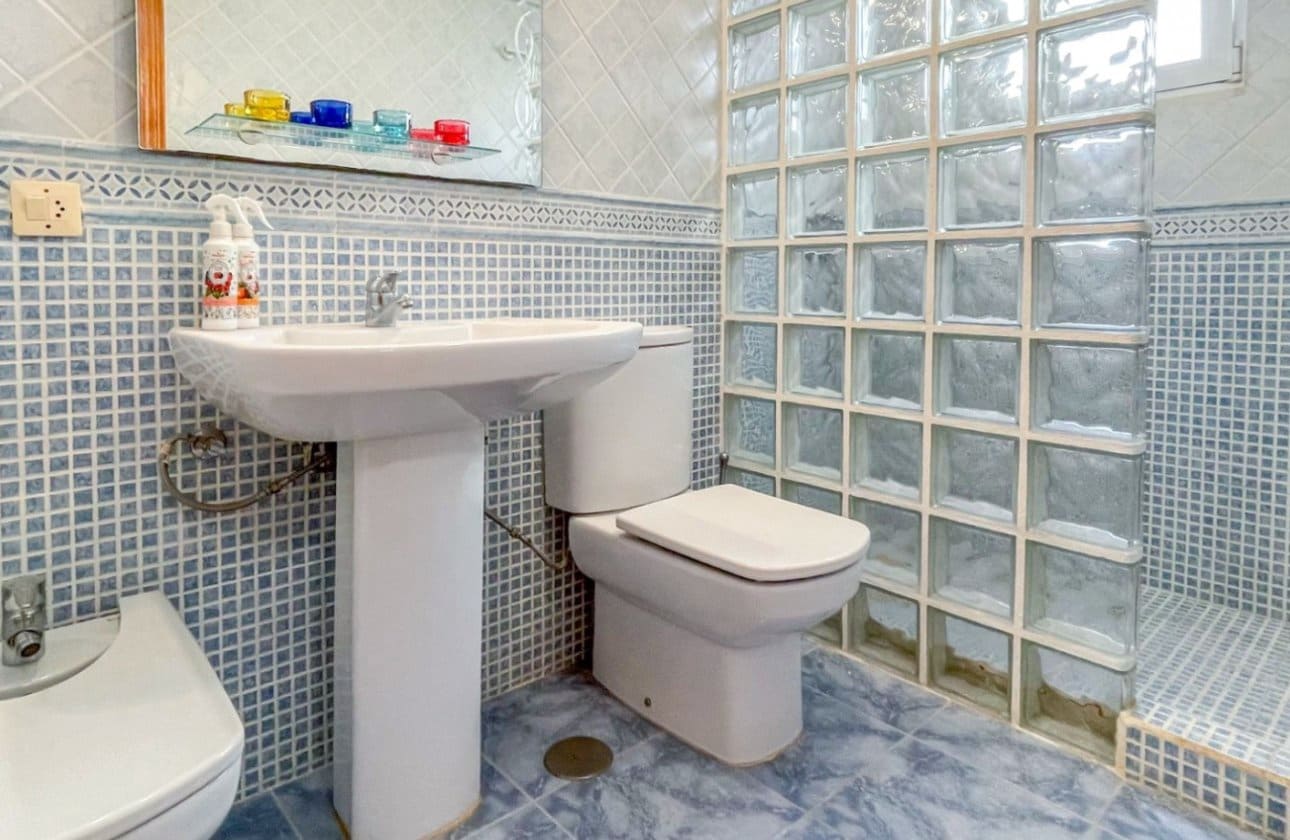3 soveværelse Byhus til salg i Playa Flamenca - € 289.000 (Ref: 9941267)