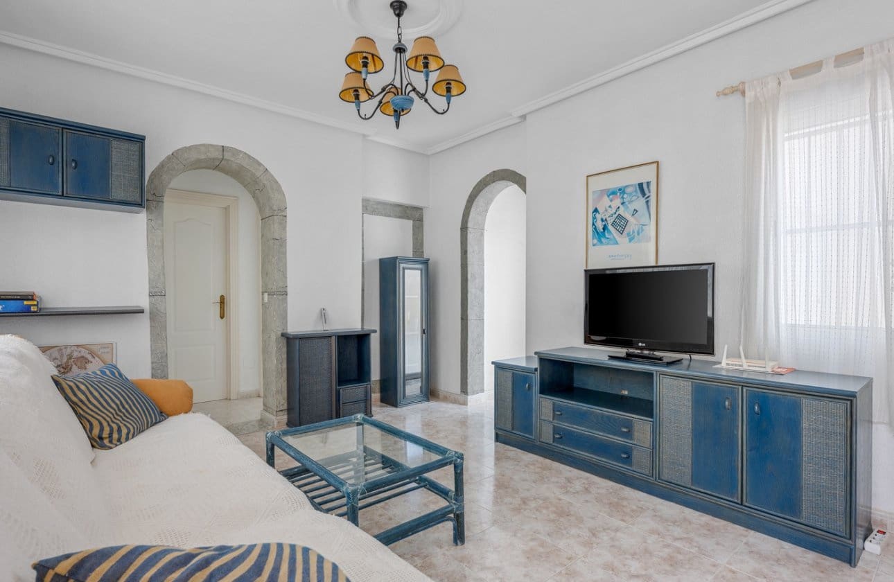 Casa de 3 habitaciones en Ciudad Quesada en venta con piscina - 209.000 € (Ref: 9948364)