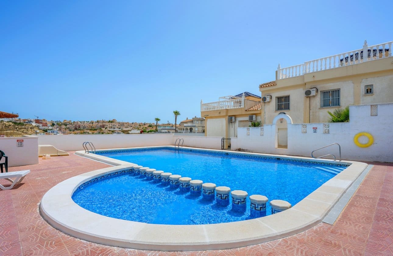 Casa de 3 habitaciones en Ciudad Quesada en venta con piscina - 209.000 € (Ref: 9948364)