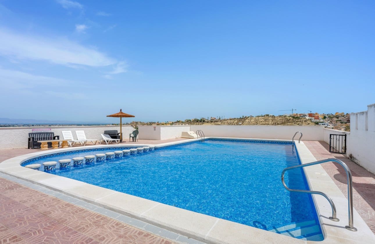 Casa de 3 habitaciones en Ciudad Quesada en venta con piscina - 209.000 € (Ref: 9948364)