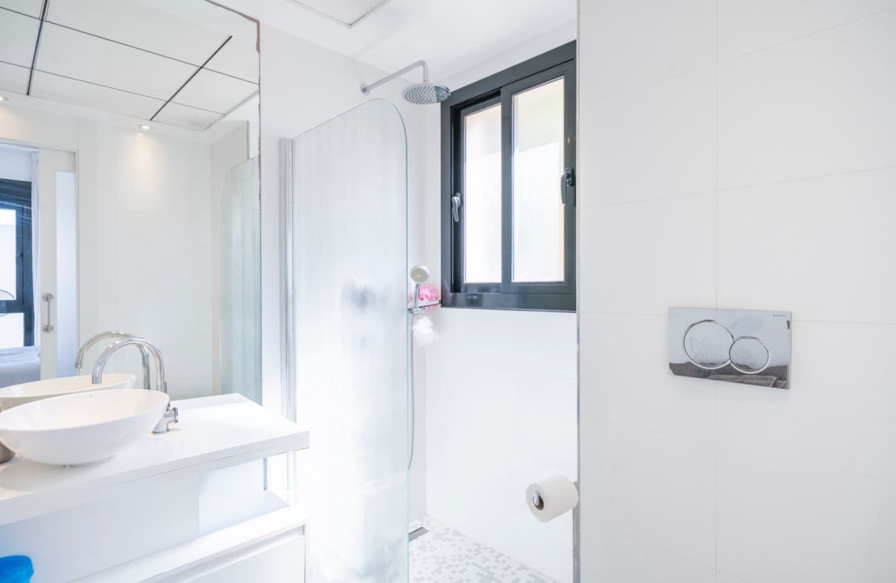 3 slaapkamer Villa te koop in Ciudad Quesada met zwembad - € 399.000 (Ref: 9948365)