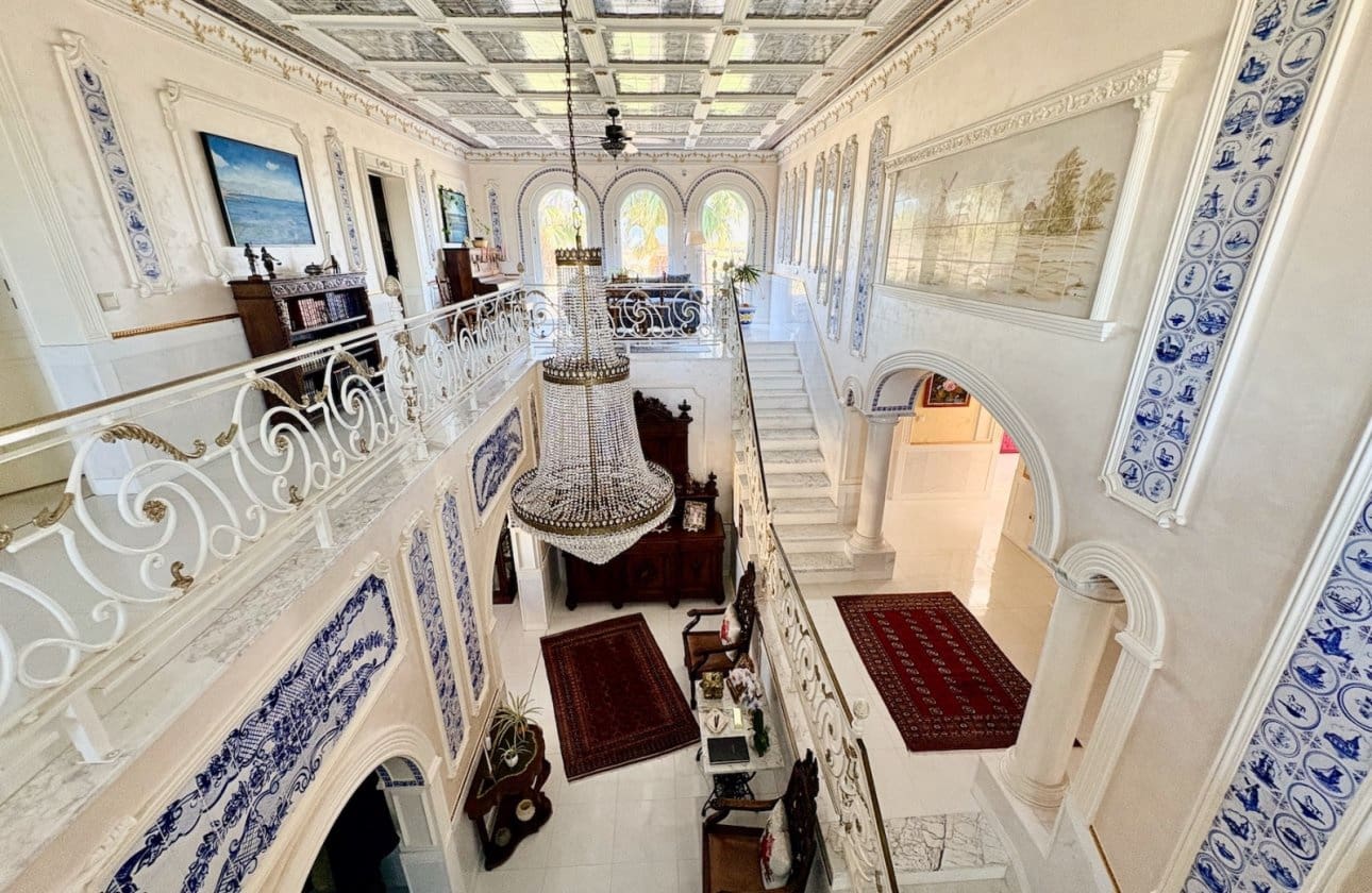 6 soveværelse Villa til salg i San Fulgencio med swimmingpool - € 699.000 (Ref: 9948366)