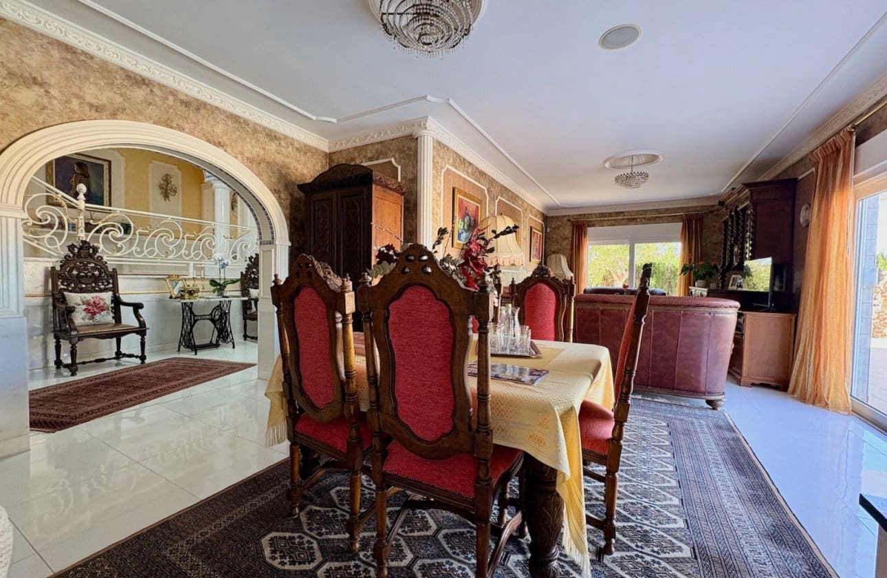6 soveværelse Villa til salg i San Fulgencio med swimmingpool - € 699.000 (Ref: 9948366)