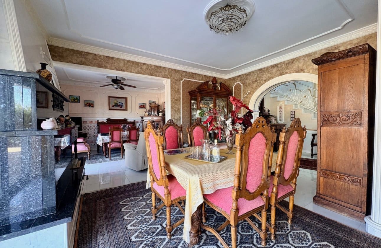 6 soveværelse Villa til salg i San Fulgencio med swimmingpool - € 699.000 (Ref: 9948366)