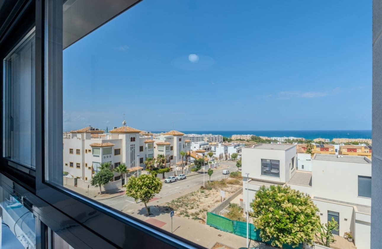 3 soveværelse Penthouse til salg i Guardamar del Segura - € 620.000 (Ref: 9948367)