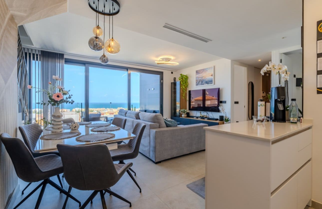 3 soveværelse Penthouse til salg i Guardamar del Segura - € 620.000 (Ref: 9948367)