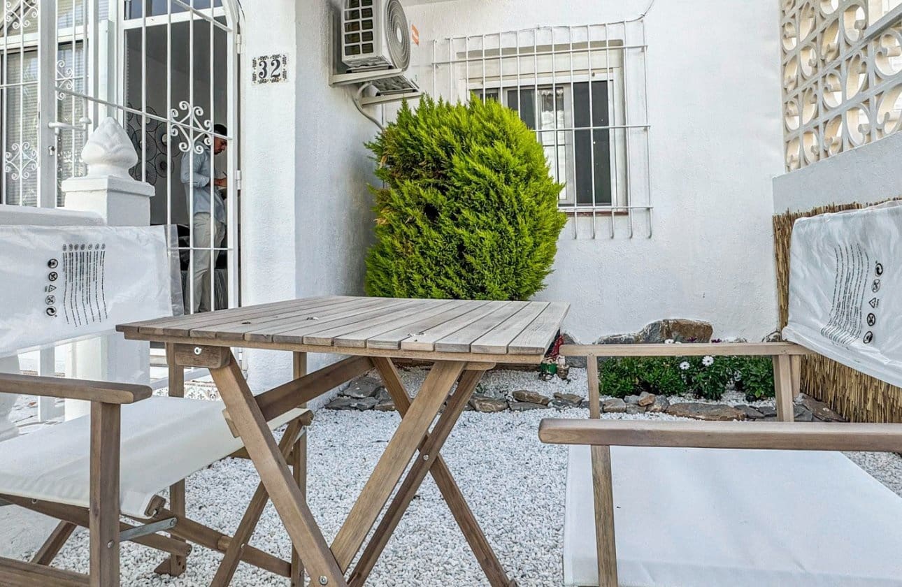 1 soverom Bungalow til salgs i Los Balcones med svømmebasseng - € 125 000 (Ref: 9948368)