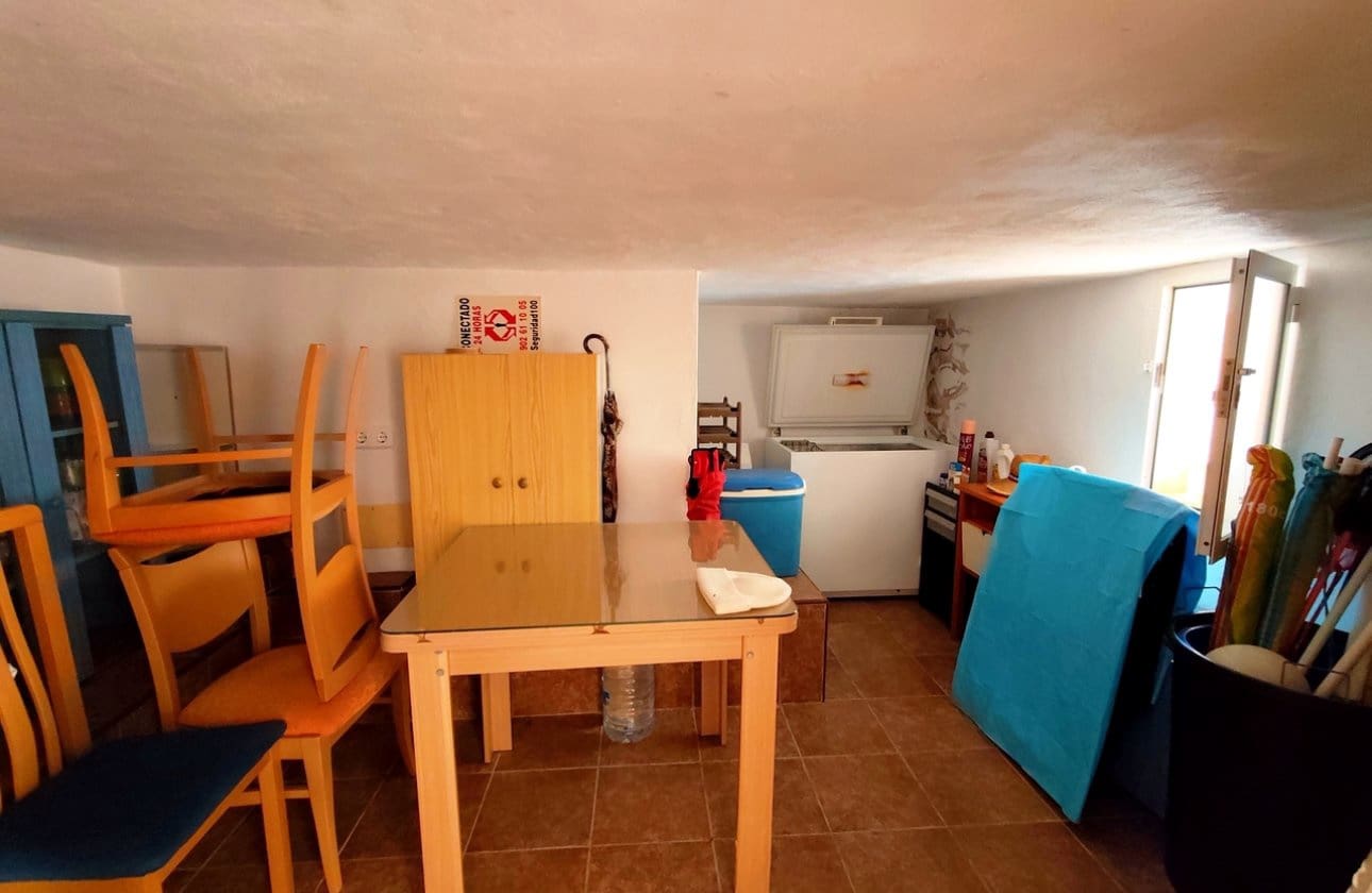 Casa de 6 habitaciones en Los Altos en venta con piscina - 280.000 € (Ref: 9948369)