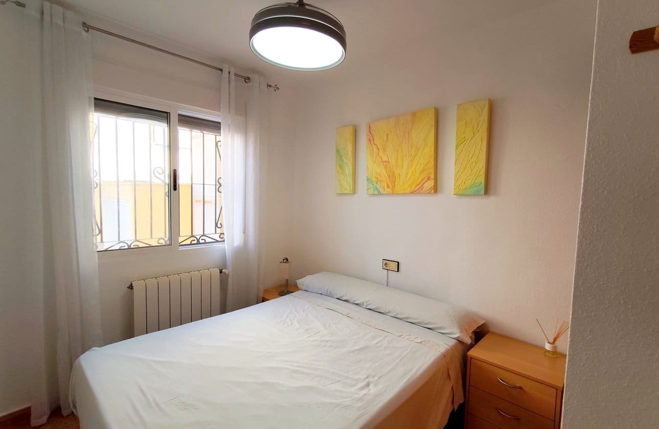 Casa de 6 habitaciones en Los Altos en venta con piscina - 280.000 € (Ref: 9948369)