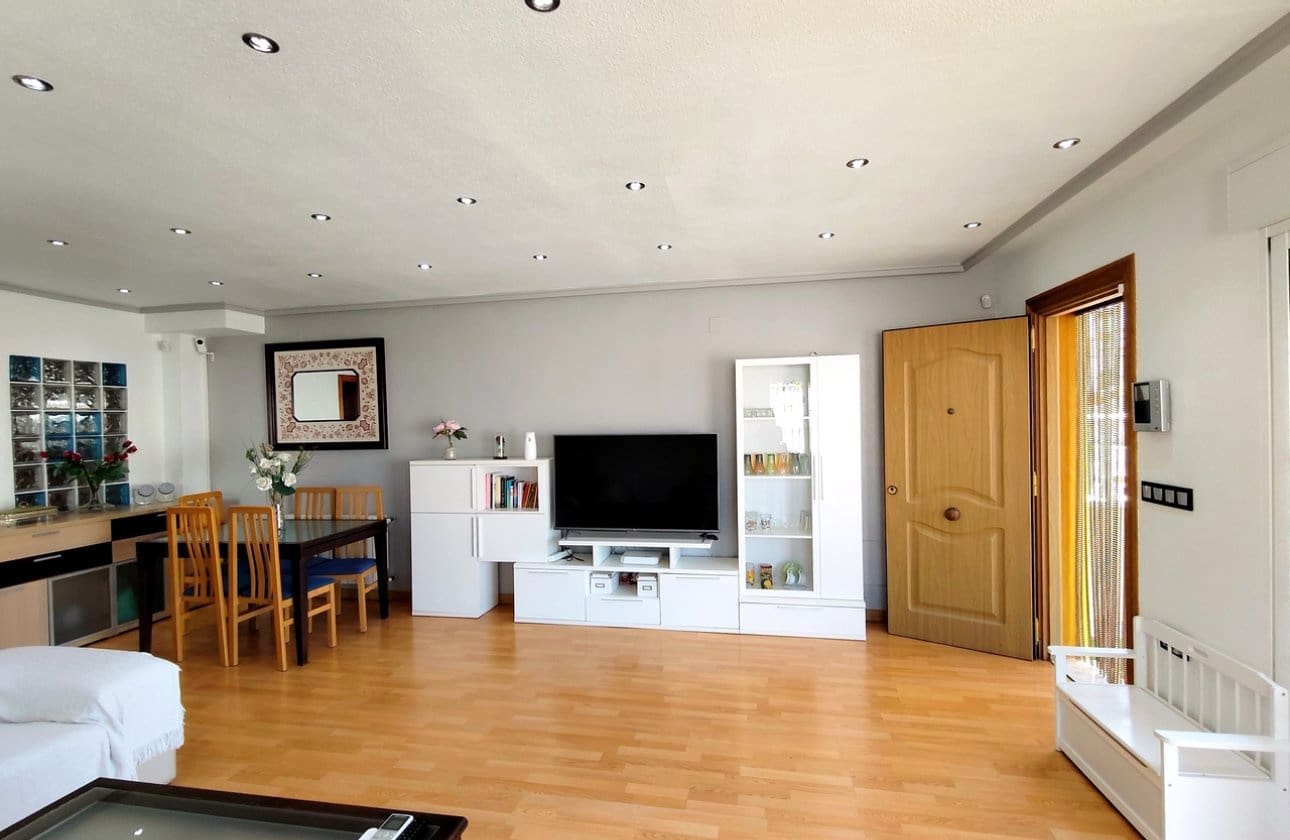 Casa de 6 habitaciones en Los Altos en venta con piscina - 280.000 € (Ref: 9948369)