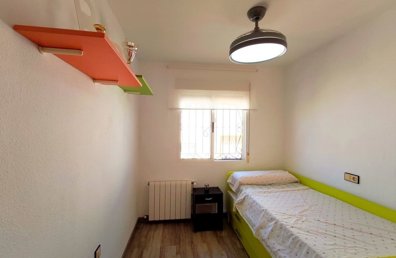 Casa de 6 habitaciones en Los Altos en venta con piscina - 280.000 € (Ref: 9948369)