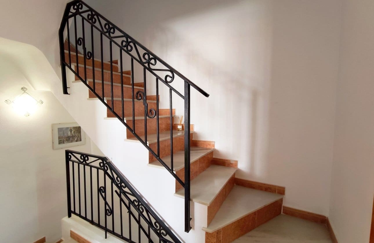 Casa de 6 habitaciones en Los Altos en venta con piscina - 280.000 € (Ref: 9948369)
