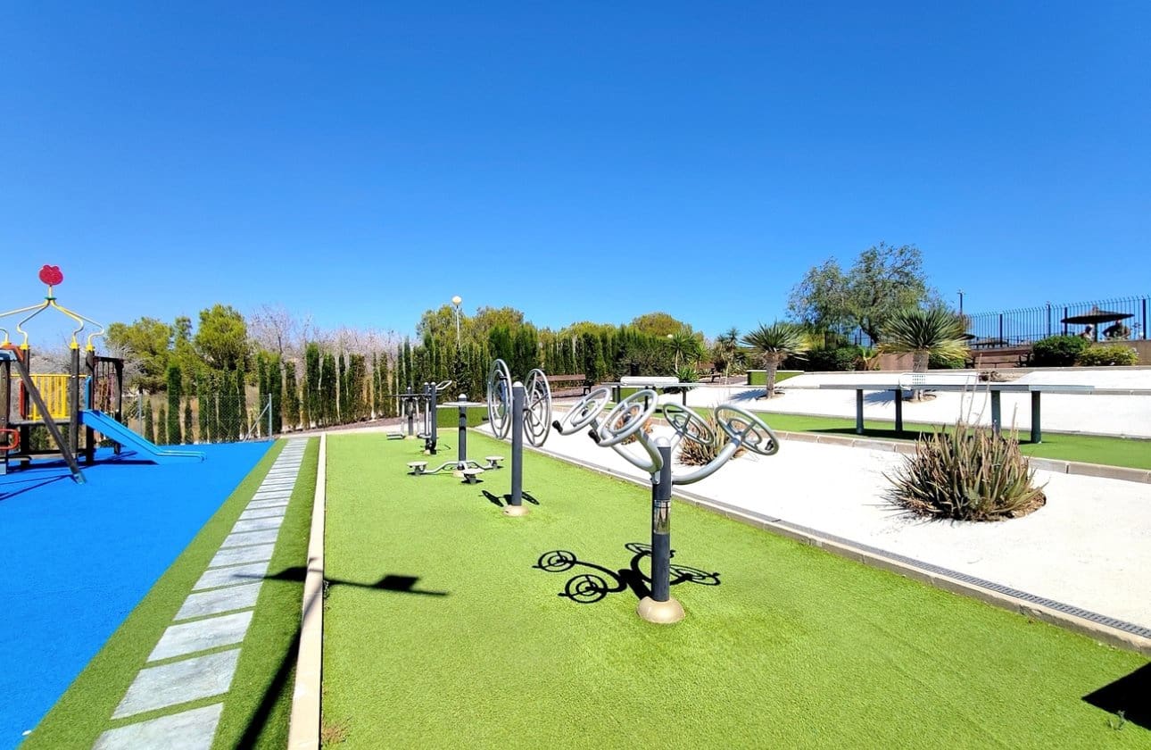 Casa de 6 habitaciones en Los Altos en venta con piscina - 280.000 € (Ref: 9948369)