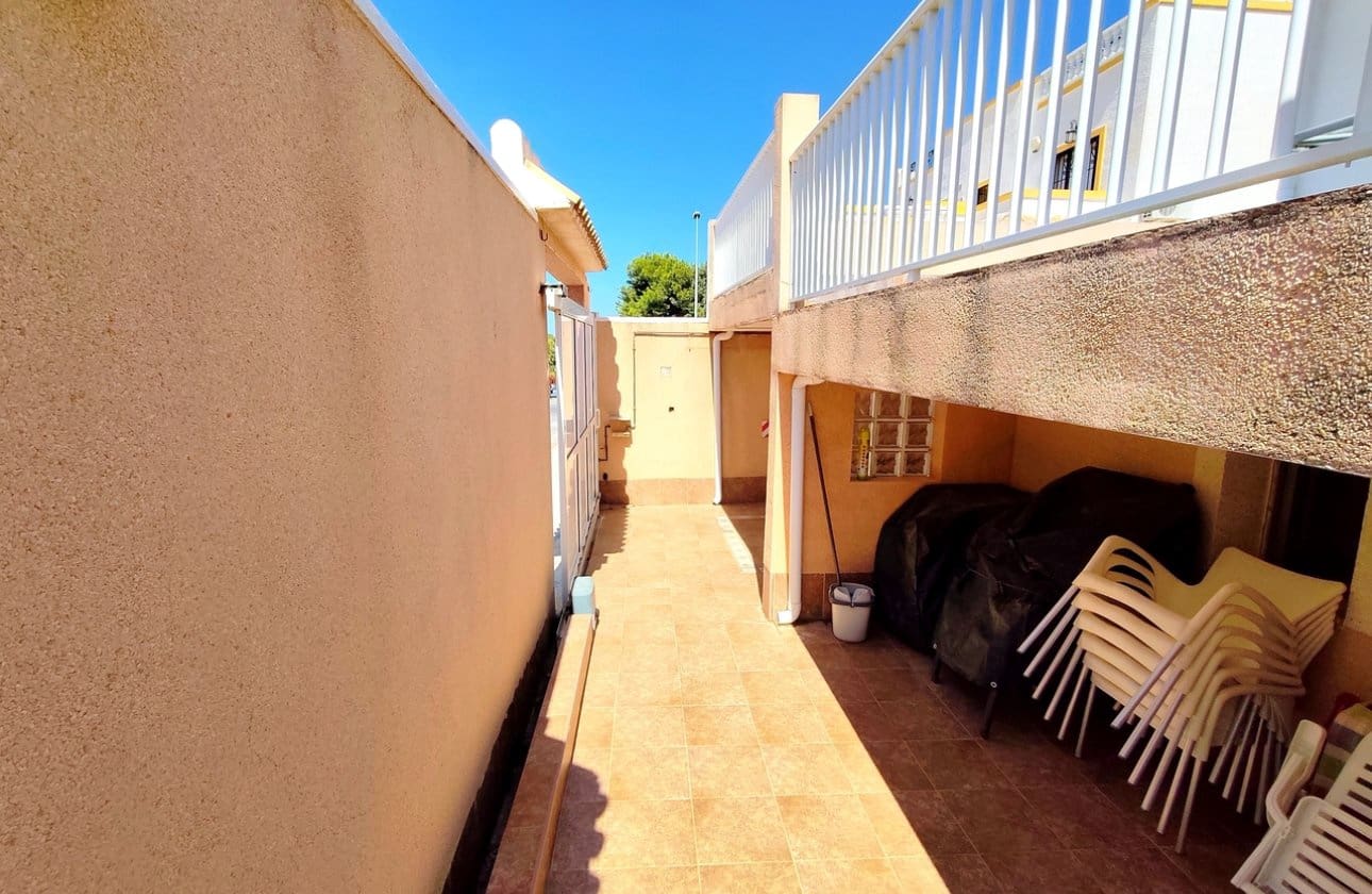 Casa de 6 habitaciones en Los Altos en venta con piscina - 280.000 € (Ref: 9948369)