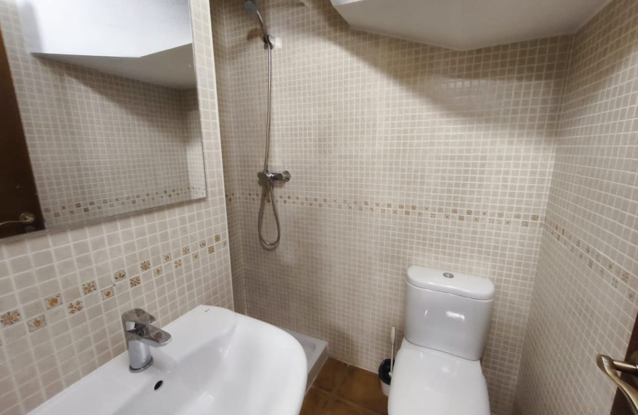3 makuuhuone Omakotitalo myytävänä paikassa Algorfa mukana uima-altaan - 235 000 € (Ref: 9948370)