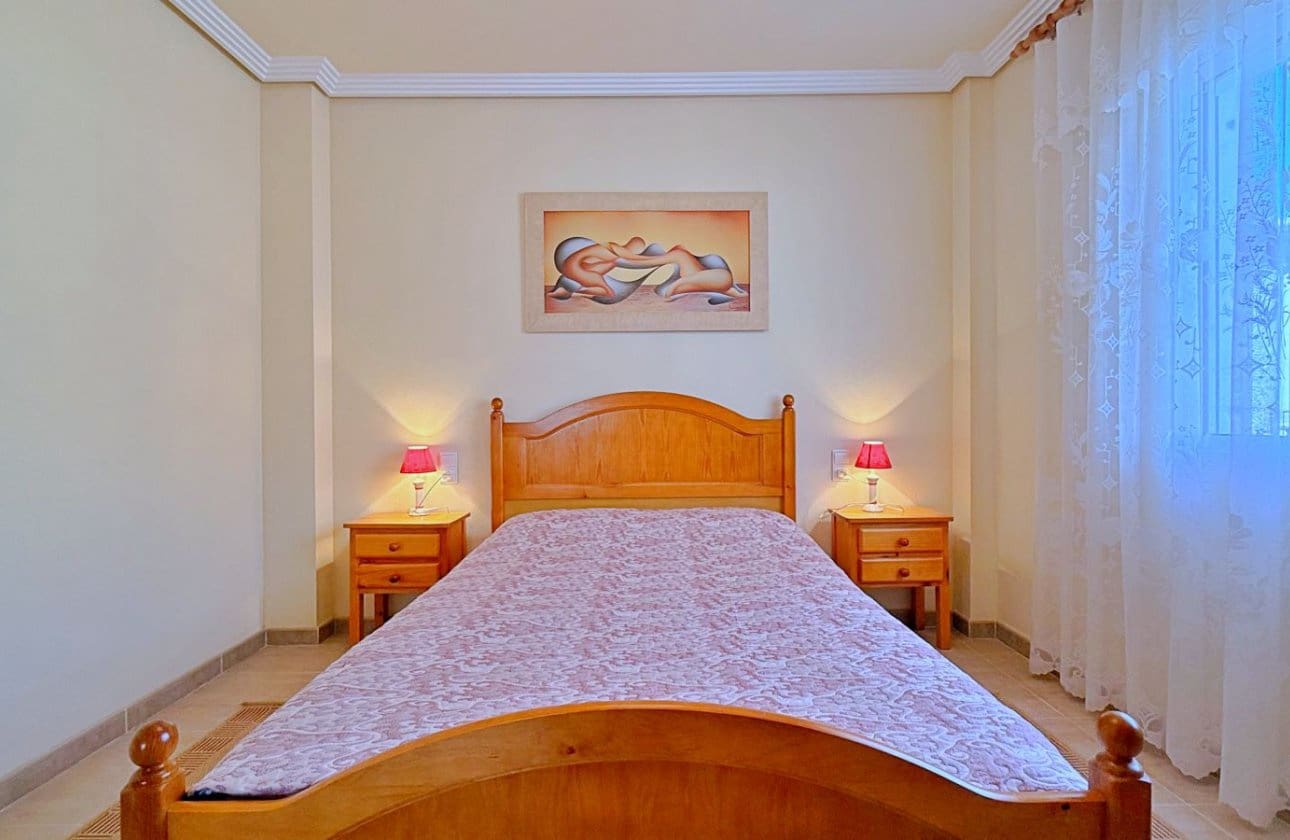 4 Zimmer Villa zu verkaufen in Orihuela Costa - 379.000 € (Ref: 9948371)