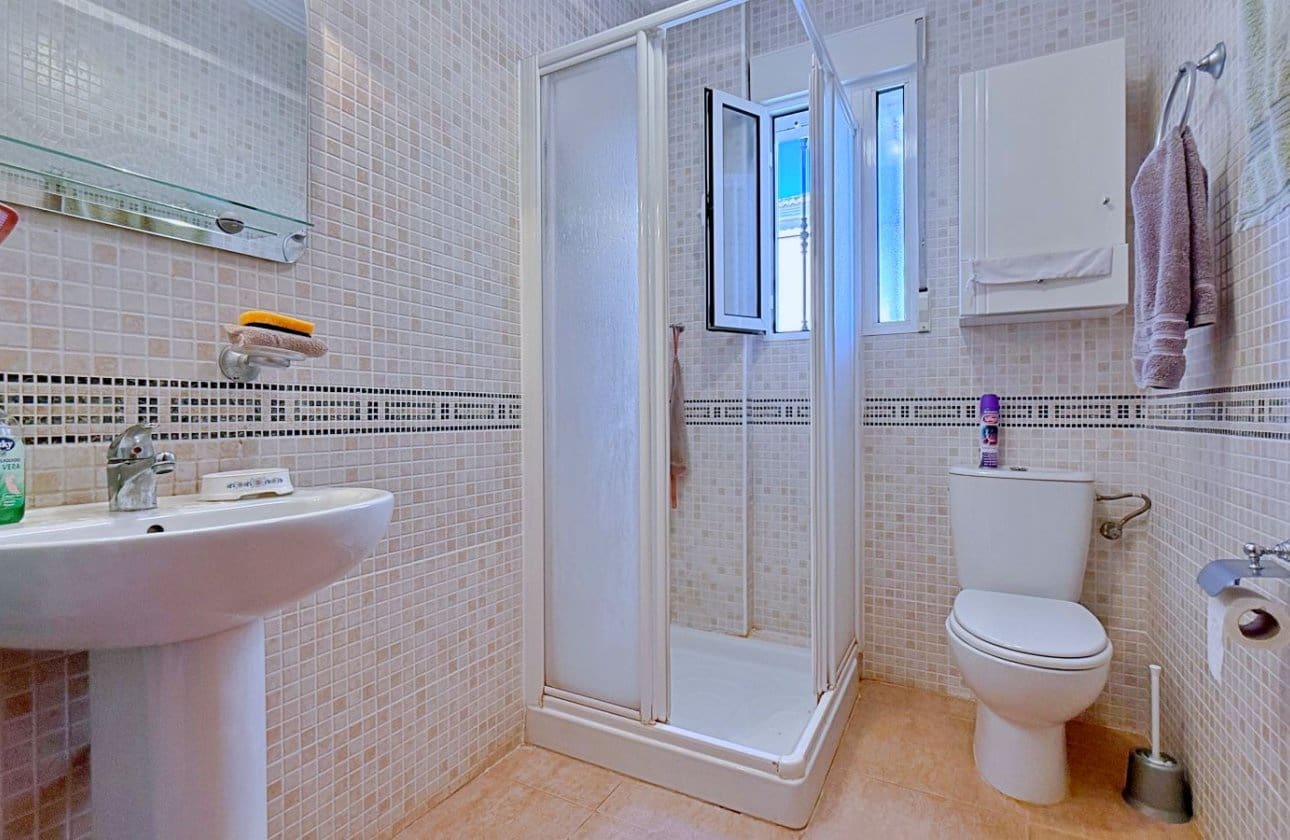 4 Zimmer Villa zu verkaufen in Orihuela Costa - 379.000 € (Ref: 9948371)