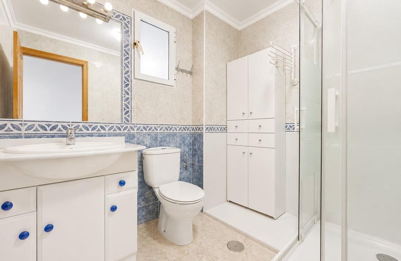 2 slaapkamer Appartement te koop in Dehesa de Campoamor met zwembad - € 205.000 (Ref: 9948373)
