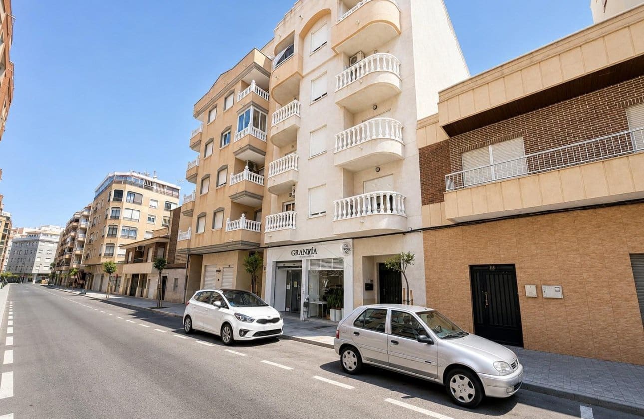 2 camera da letto Appartamento in vendita in Torrevieja - 149.000 € (Rif: 9948374)
