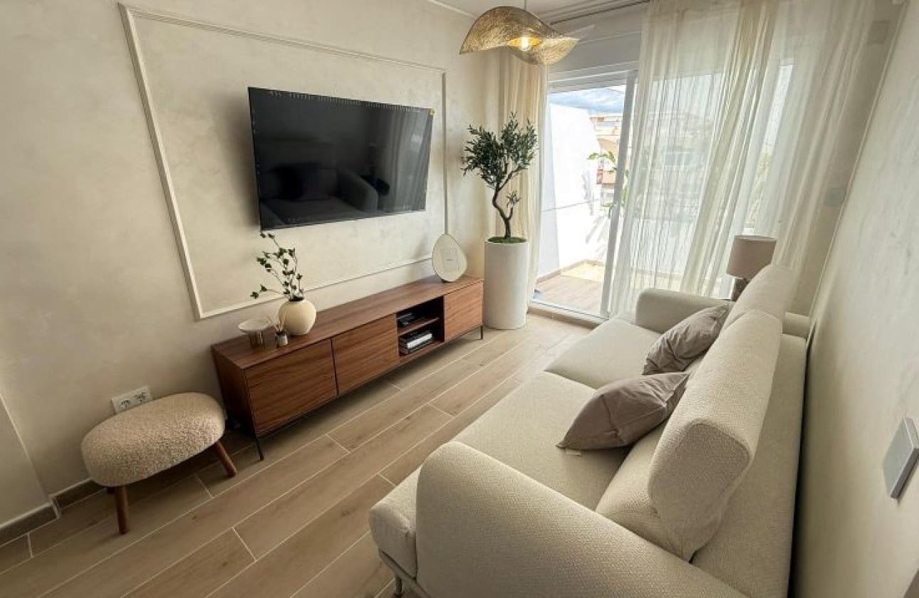 2 chambre Penthouse à vendre à Torrevieja - 159 995 € (Ref: 9948375)