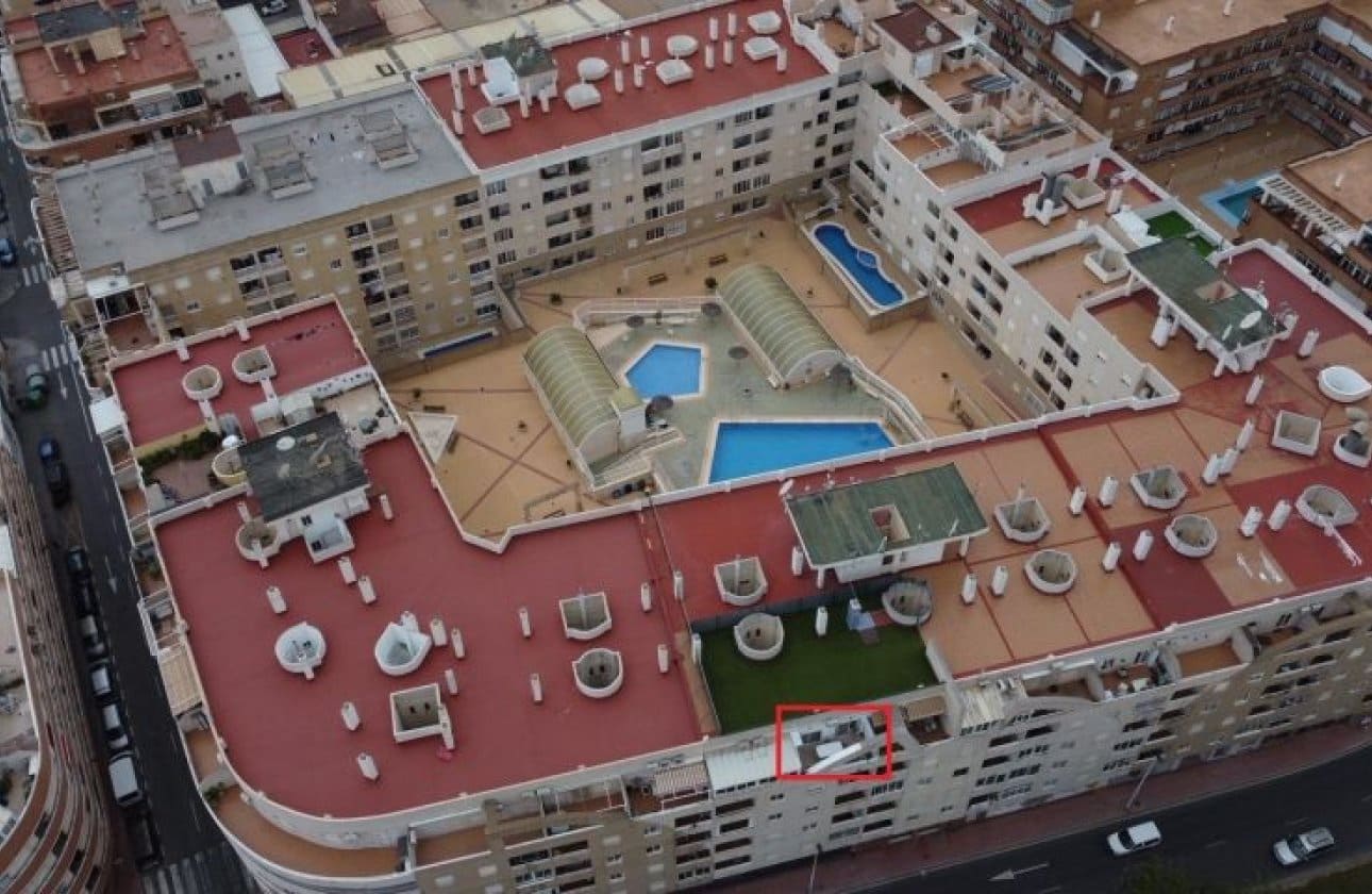 2 chambre Penthouse à vendre à Torrevieja - 159 995 € (Ref: 9948375)