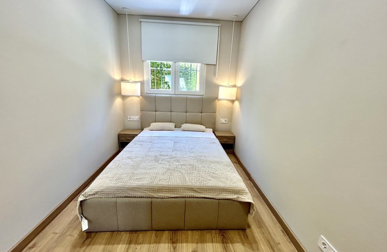 Apartamento de 2 habitaciones en Torrevieja en venta - 265.000 € (Ref: 9948378)
