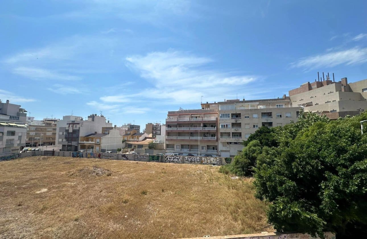 1 camera da letto Appartamento in vendita in Torrevieja - 143.900 € (Rif: 9948382)