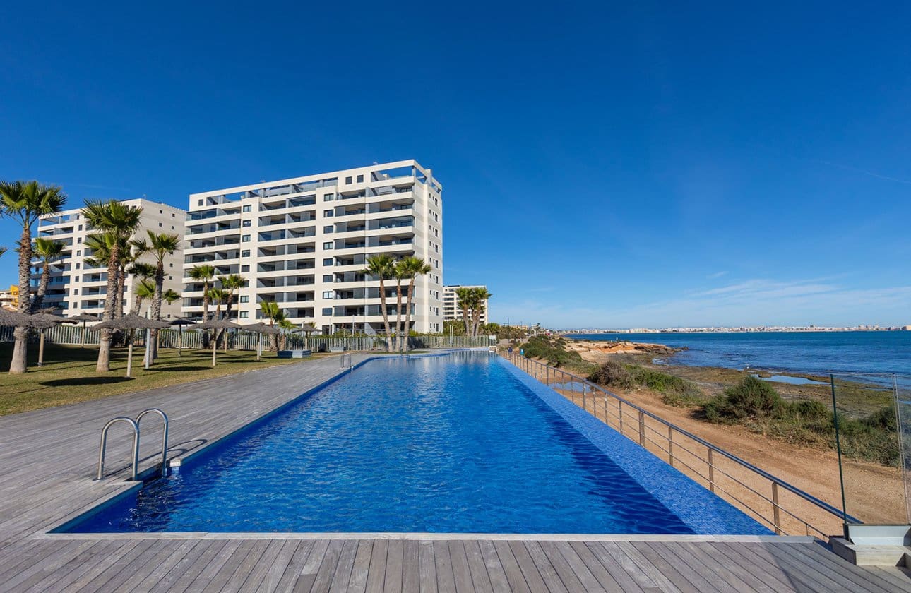 2 chambre Appartement à vendre à Punta Prima - 765 000 € (Ref: 9948384)