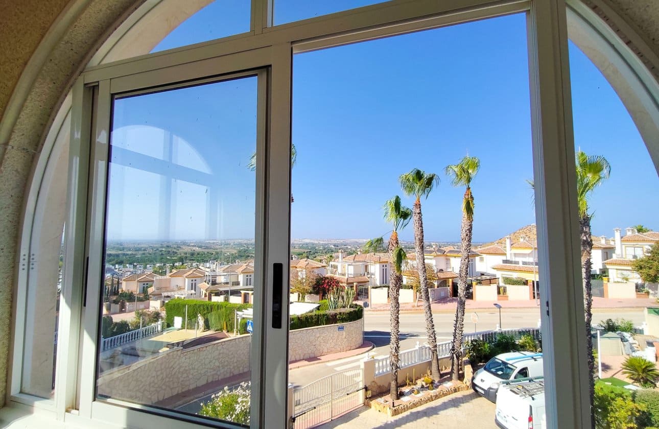 5 slaapkamer Villa te koop in Ciudad Quesada met zwembad - € 850.000 (Ref: 9968918)
