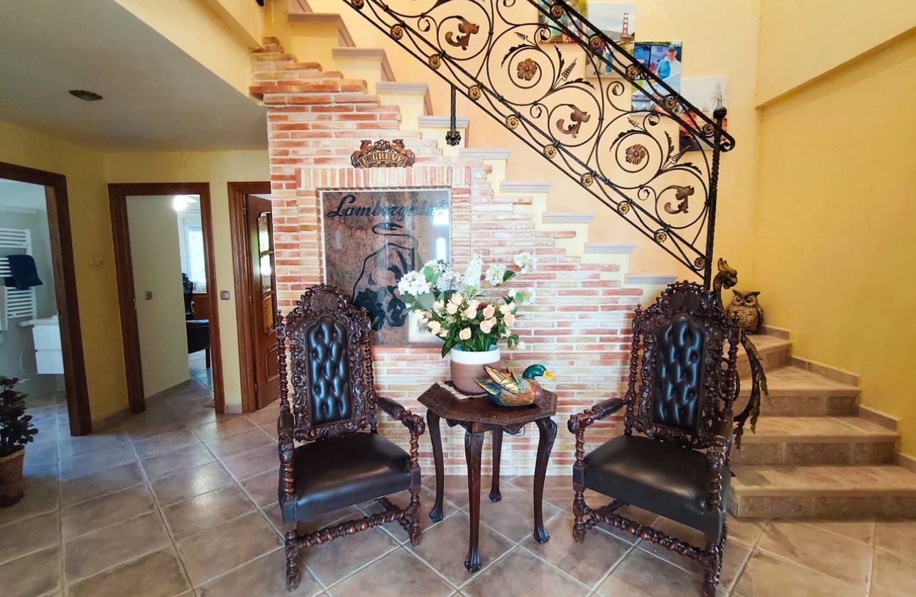 5 slaapkamer Villa te koop in Ciudad Quesada met zwembad - € 850.000 (Ref: 9968918)