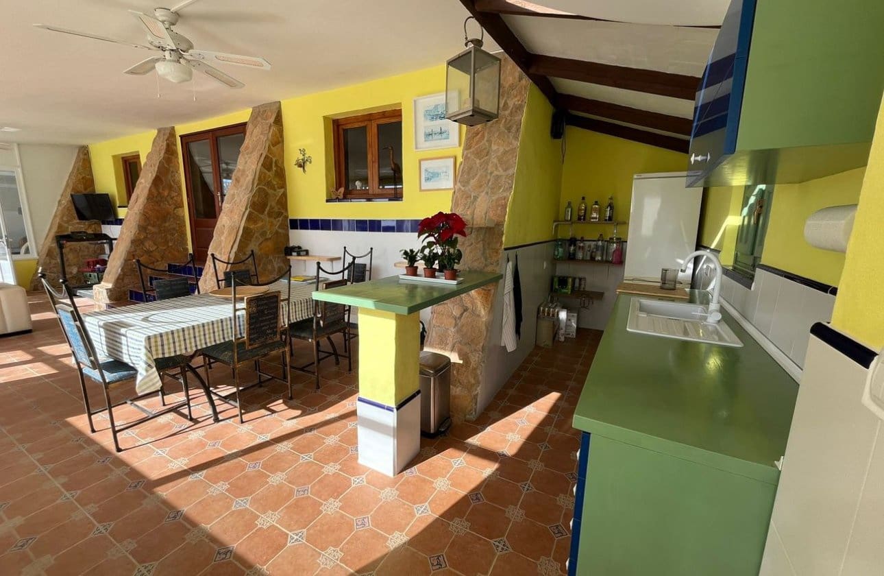 6 slaapkamer Villa te koop in Torre-Pacheco met zwembad - € 609.500 (Ref: 9968920)