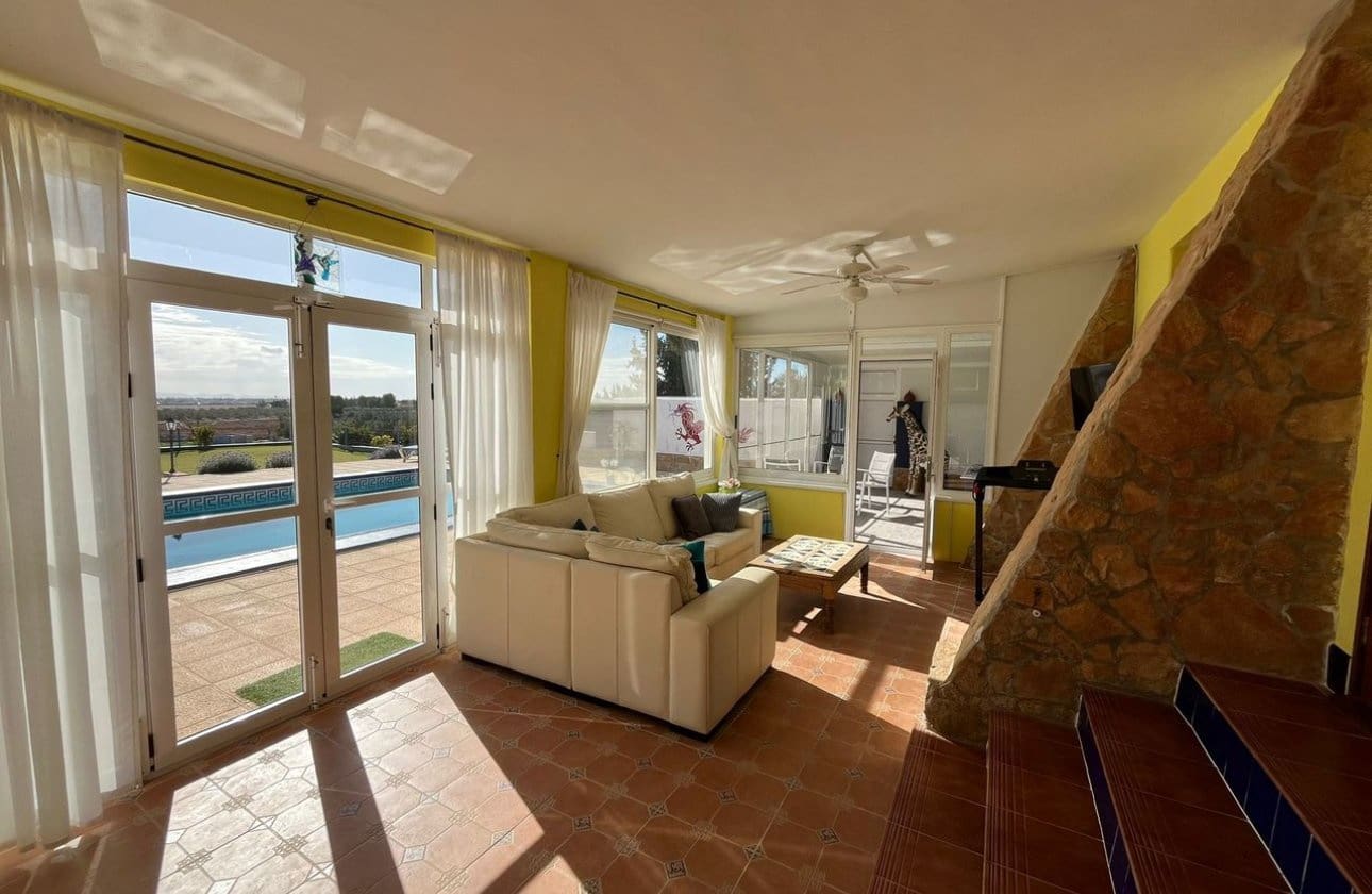 6 slaapkamer Villa te koop in Torre-Pacheco met zwembad - € 609.500 (Ref: 9968920)