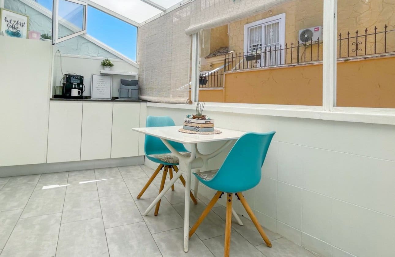 Casa de 4 habitaciones en Orihuela Costa en venta con piscina - 339.000 € (Ref: 9968921)