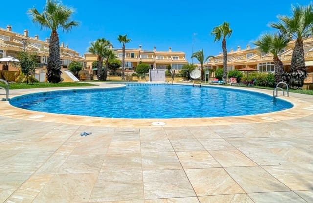4 slaapkamer Huis te koop in Punta Prima, Orihuela met zwembad - € 339.000 (Ref: 9968921)
