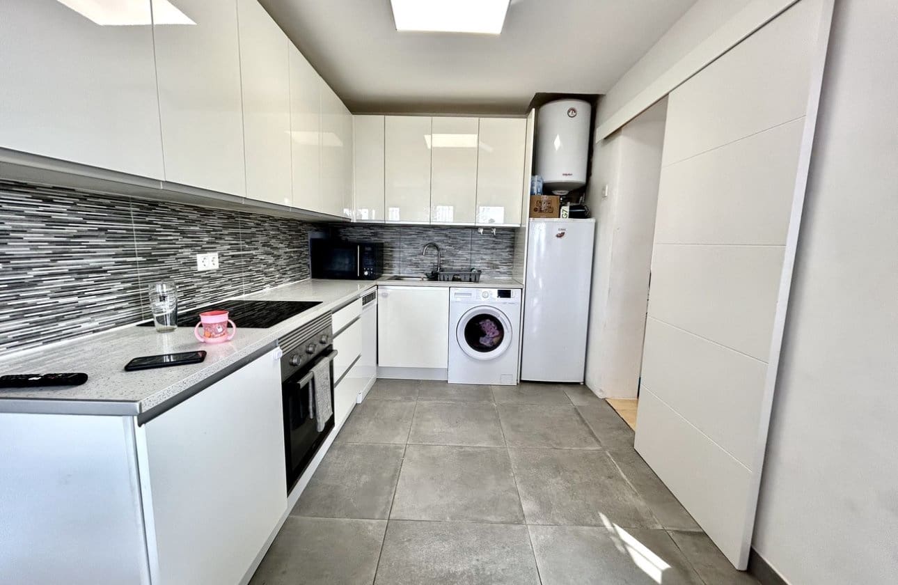 2 makuuhuone Huvila myytävänä paikassa Villamartin mukana uima-altaan - 229 000 € (Ref: 9968923)