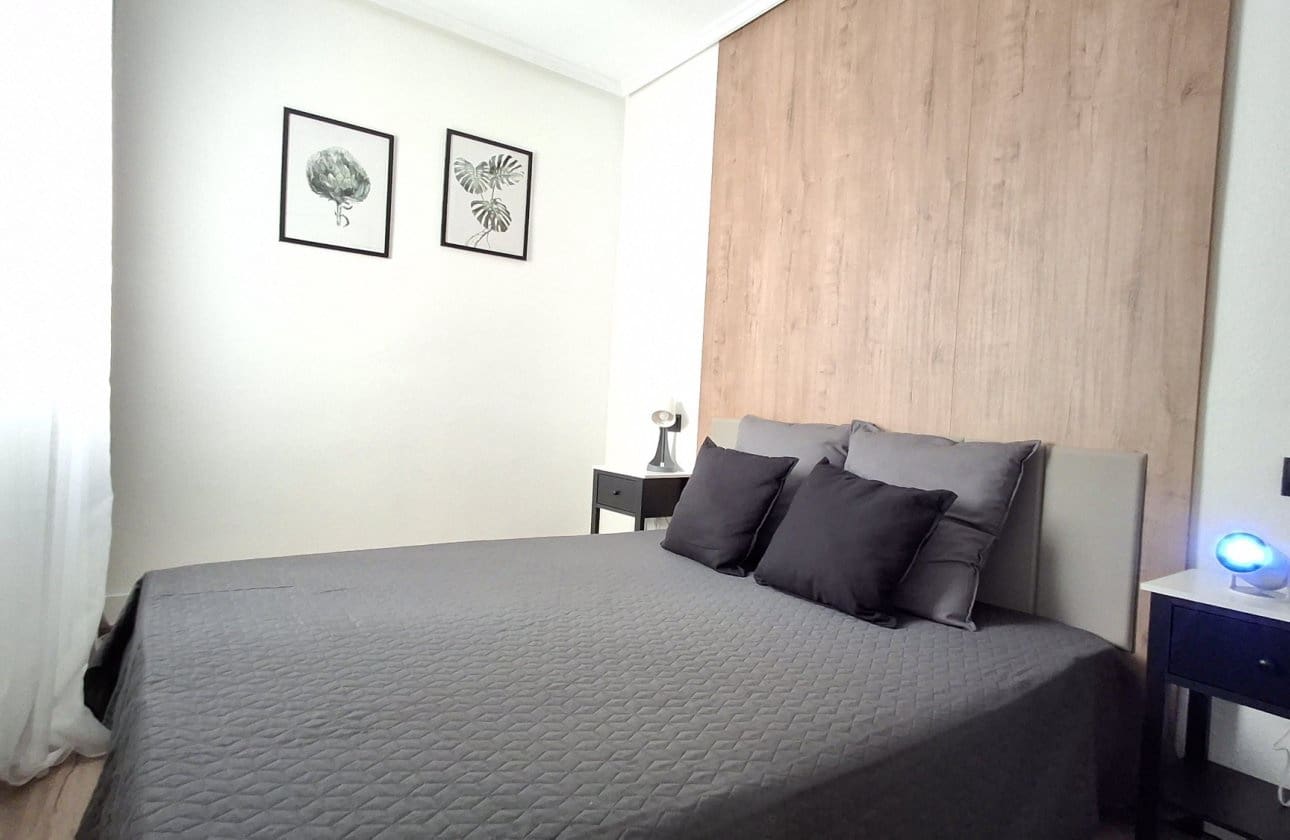 1 soverom Strandleiligheter til salgs i Torrevieja - € 167 000 (Ref: 9968925)