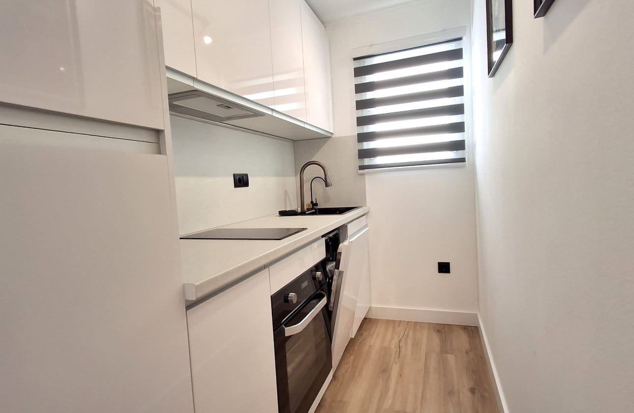 1 soverom Strandleiligheter til salgs i Torrevieja - € 167 000 (Ref: 9968925)